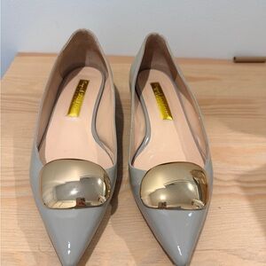 Elegant Gray and Gold Women's Flats